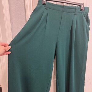 Halara Green Waffle pleated wide leg dress pants sz M